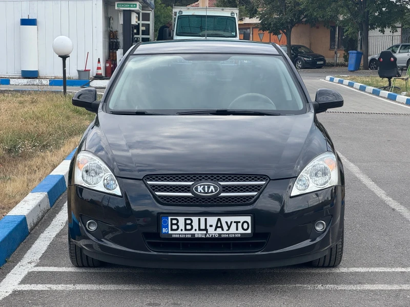 Kia Ceed 1.4Бензин/Климатроник, снимка 2 - Автомобили и джипове - 51671898