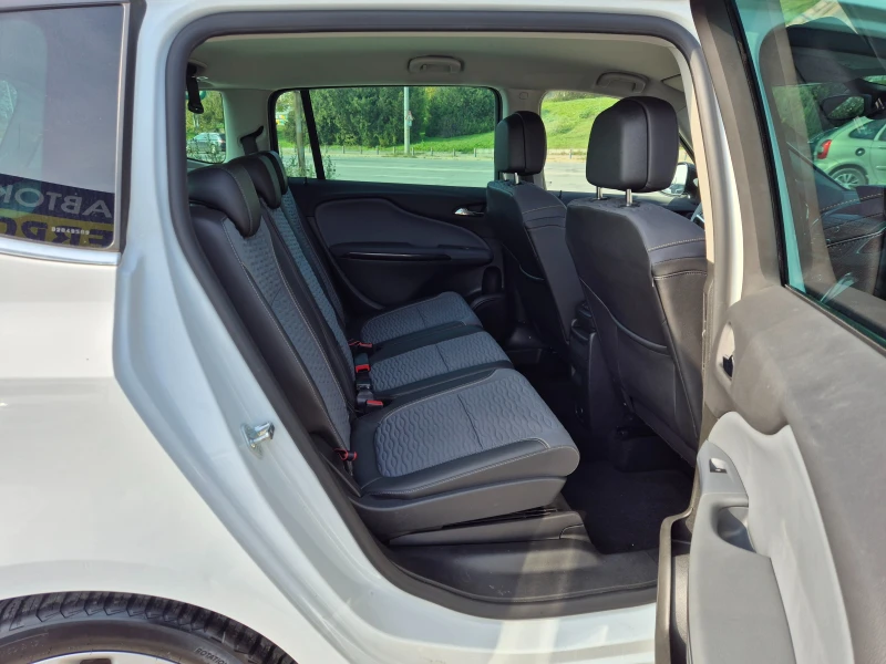 Opel Zafira Tourer 2.0CDTI , снимка 10 - Автомобили и джипове - 52439428