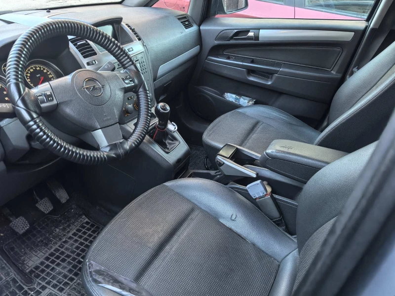 Opel Zafira, снимка 4 - Автомобили и джипове - 52742471