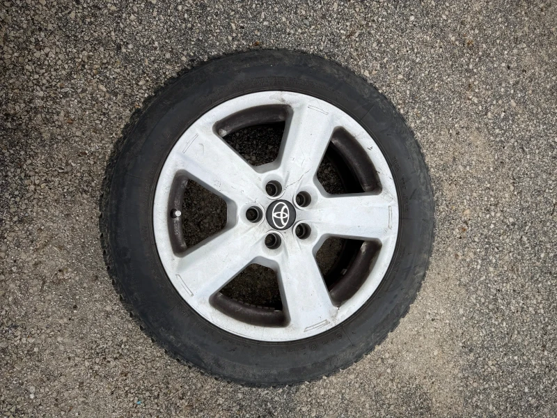 Toyota Avensis, снимка 17 - Автомобили и джипове - 52856046