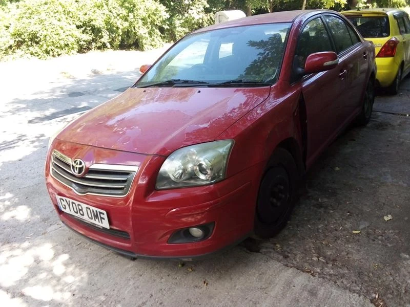 Toyota Avensis 2.2 D-CAT, снимка 2 - Автомобили и джипове - 36348299