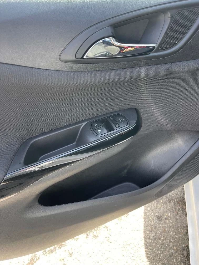 Opel Corsa 1.4 Edition Automat лимузина, снимка 7 - Автомобили и джипове - 52818777