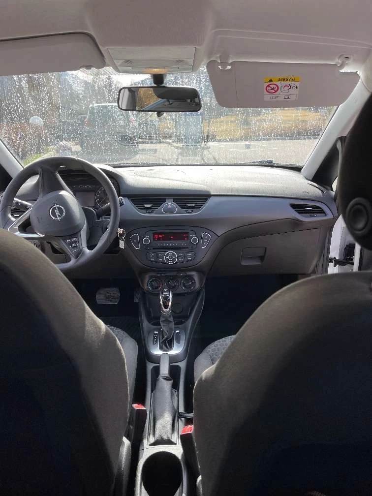 Opel Corsa 1.4 Edition Automat лимузина, снимка 5 - Автомобили и джипове - 52818777