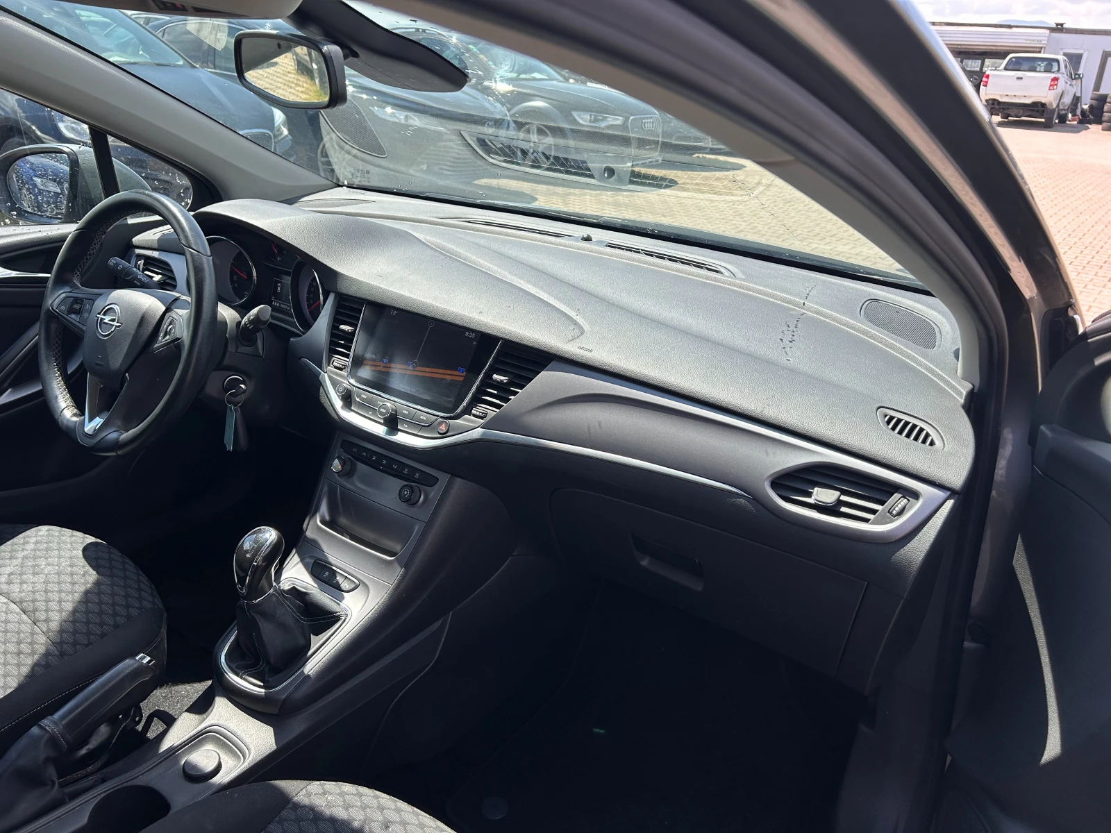 Opel Astra 1.6CDTI NAVI EURO 6 - изображение 10
