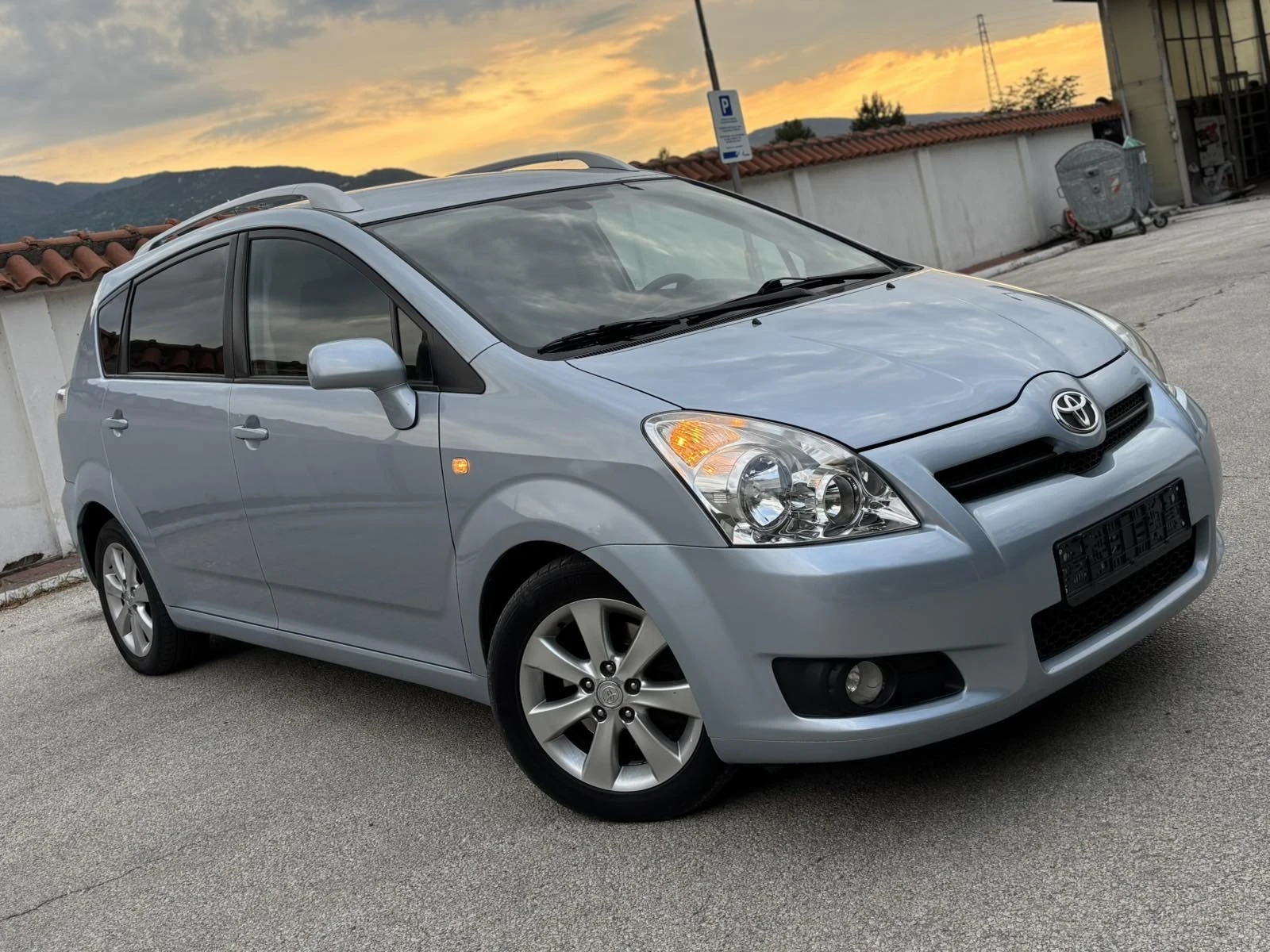 Toyota Corolla verso 2.2D4d/136кс/Facelift/Климатроник - изображение 2