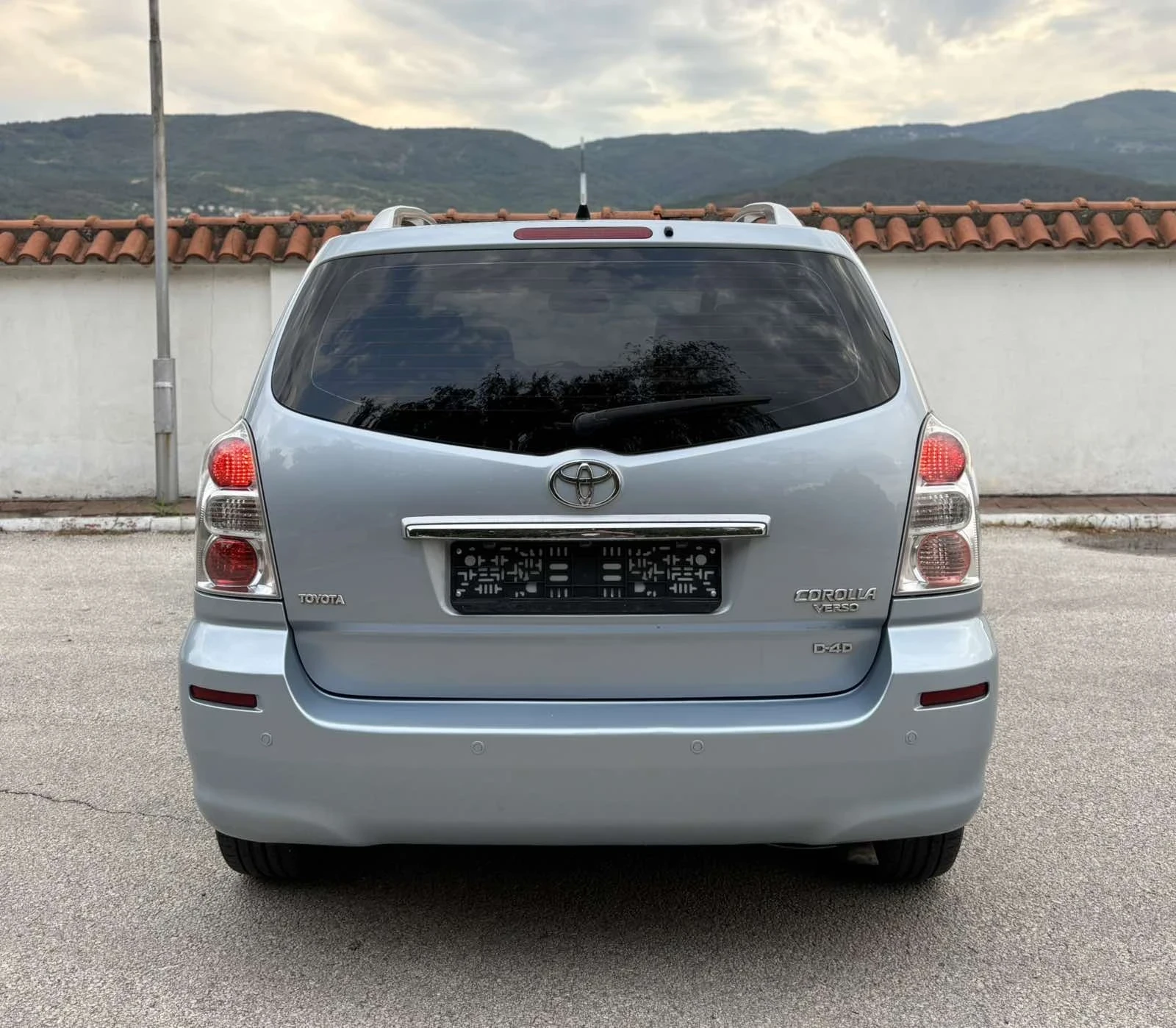 Toyota Corolla verso 2.2D4d/136кс/Facelift/Климатроник - изображение 4
