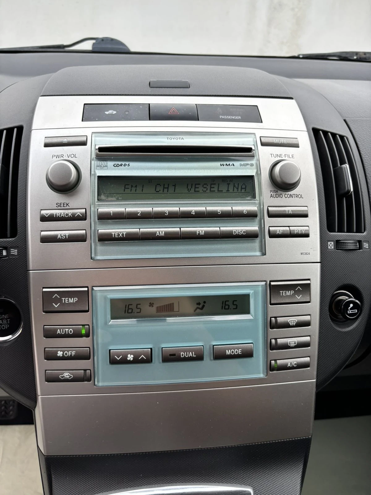 Toyota Corolla verso 2.2D4d/136кс/Facelift/Климатроник - изображение 7