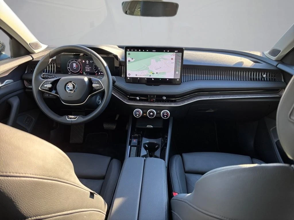 Skoda Superb 2.0 TDI L&K COMBI DSG CANTON MATRIX CAMERA KEYLESS - изображение 10