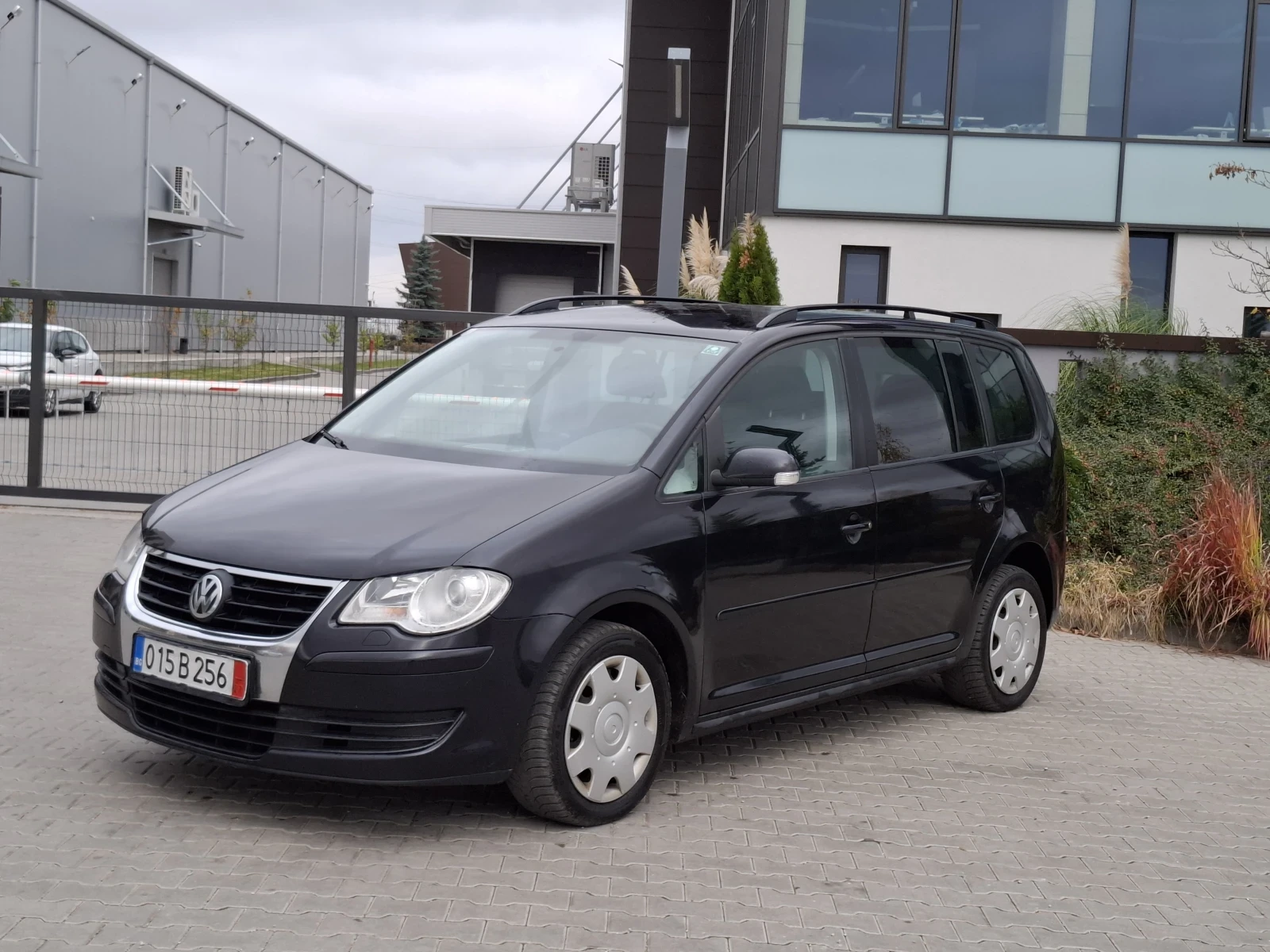VW Touran 1.9TDI* (105)* FACELIFT* 6-*  *  | Mobile.bg   3