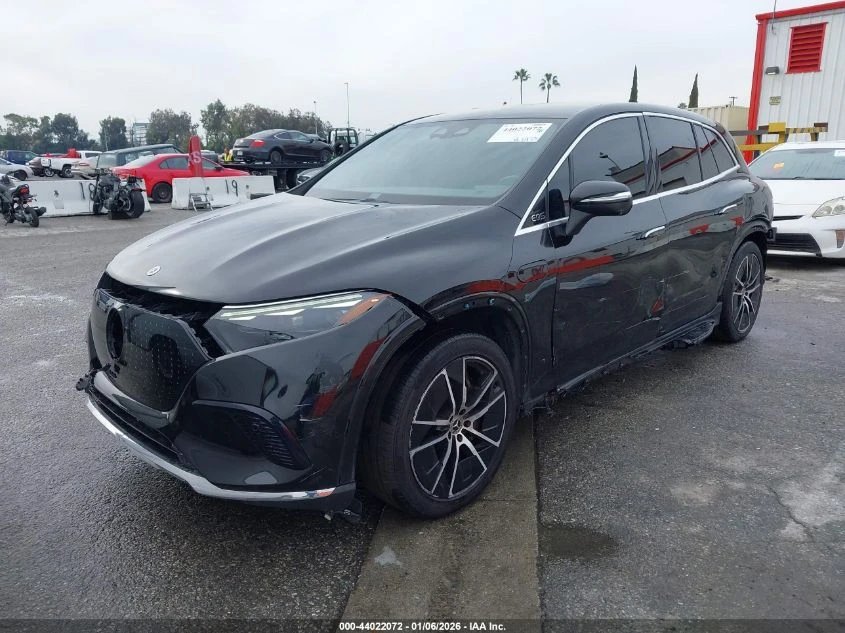 Mercedes-Benz EQS 2023 MERCEDES-BENZ EQS 450+ SUV - изображение 3