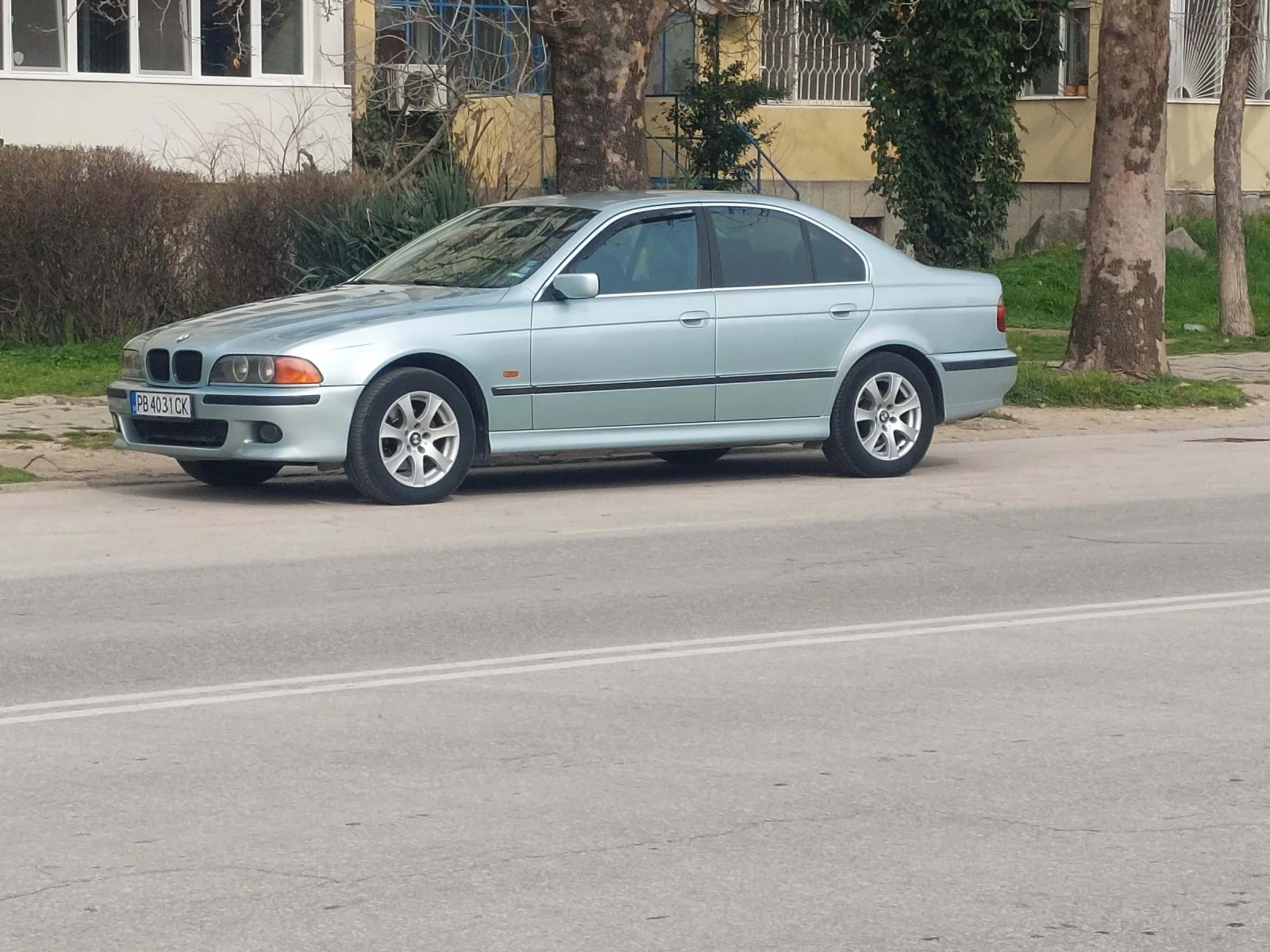 BMW 520 | Mobile.bg � ����������� 3