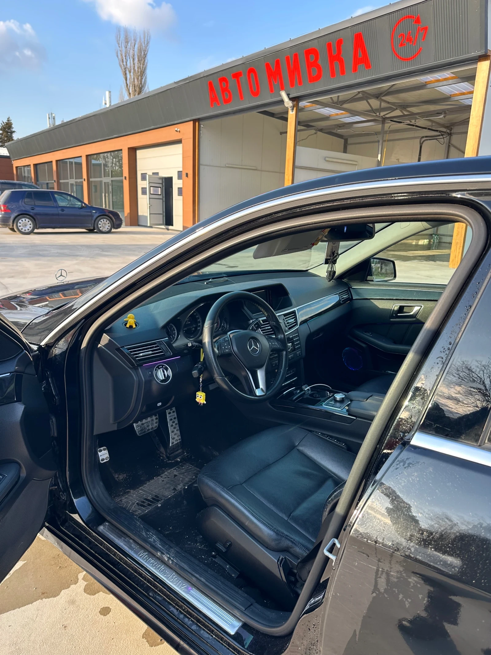 Mercedes-Benz E 350, снимка 8 - Автомобили и джипове - 53850057