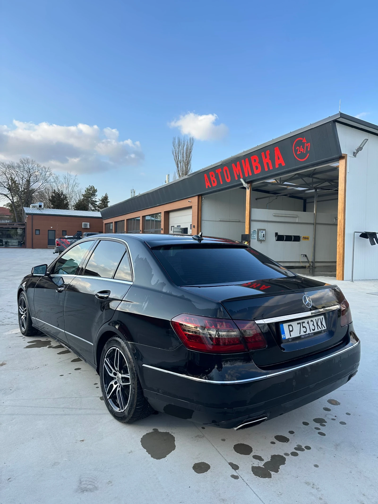 Mercedes-Benz E 350, снимка 5 - Автомобили и джипове - 53850057