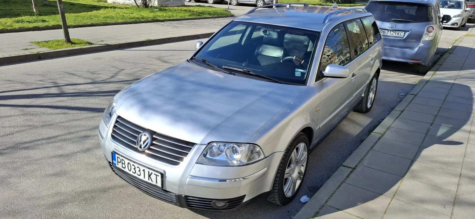 VW Passat 1.9 TDI, снимка 4 - Автомобили и джипове - 53881454