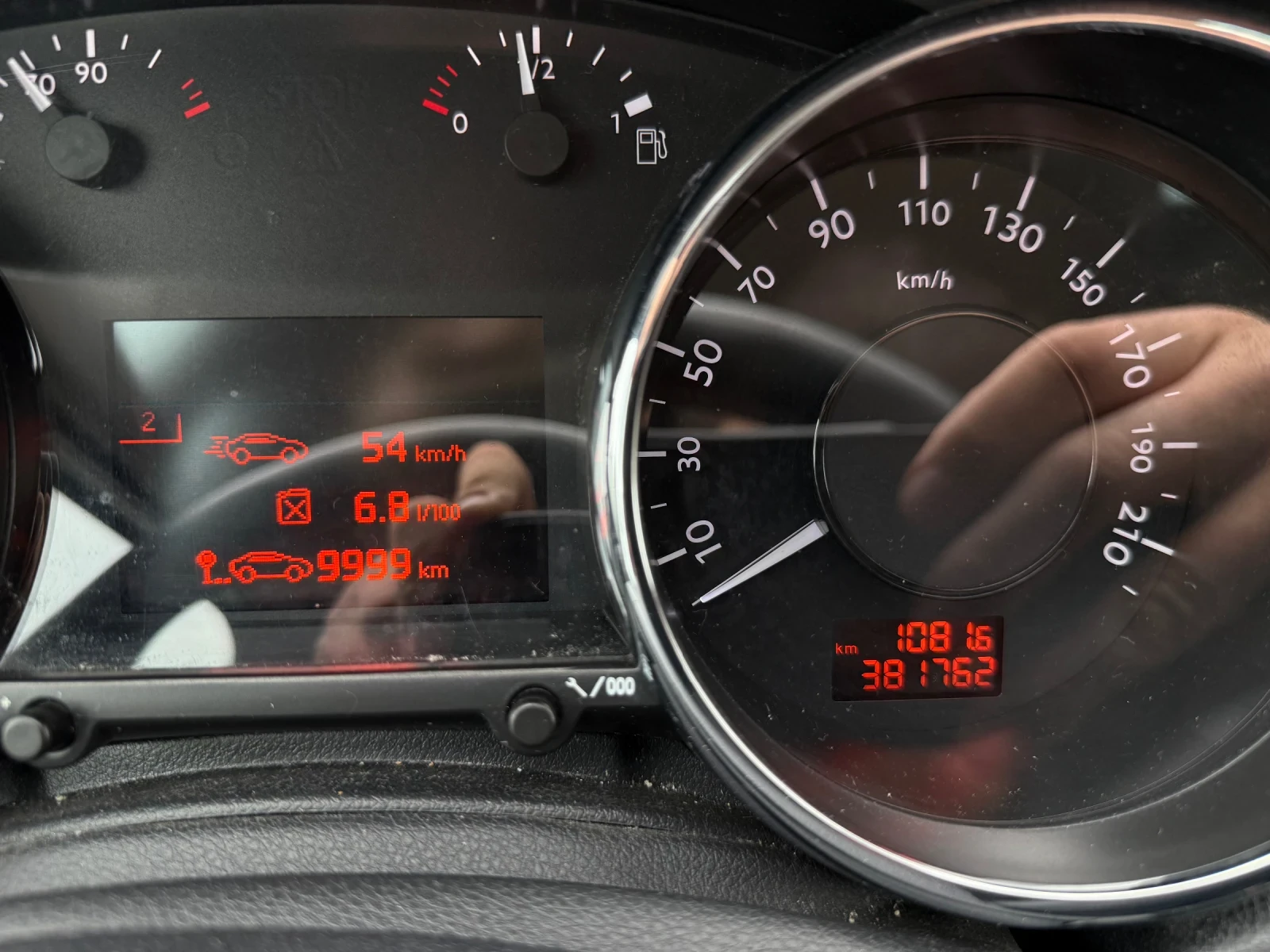 Peugeot 5008 2.0HDI 150кс head up/ panorama, снимка 13 - Автомобили и джипове - 53907745