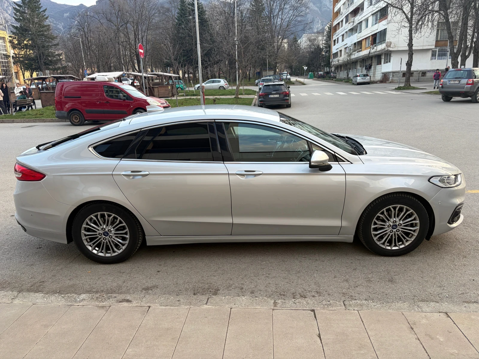 Ford Mondeo 2.0 TDI, снимка 5 - Автомобили и джипове - 53984374