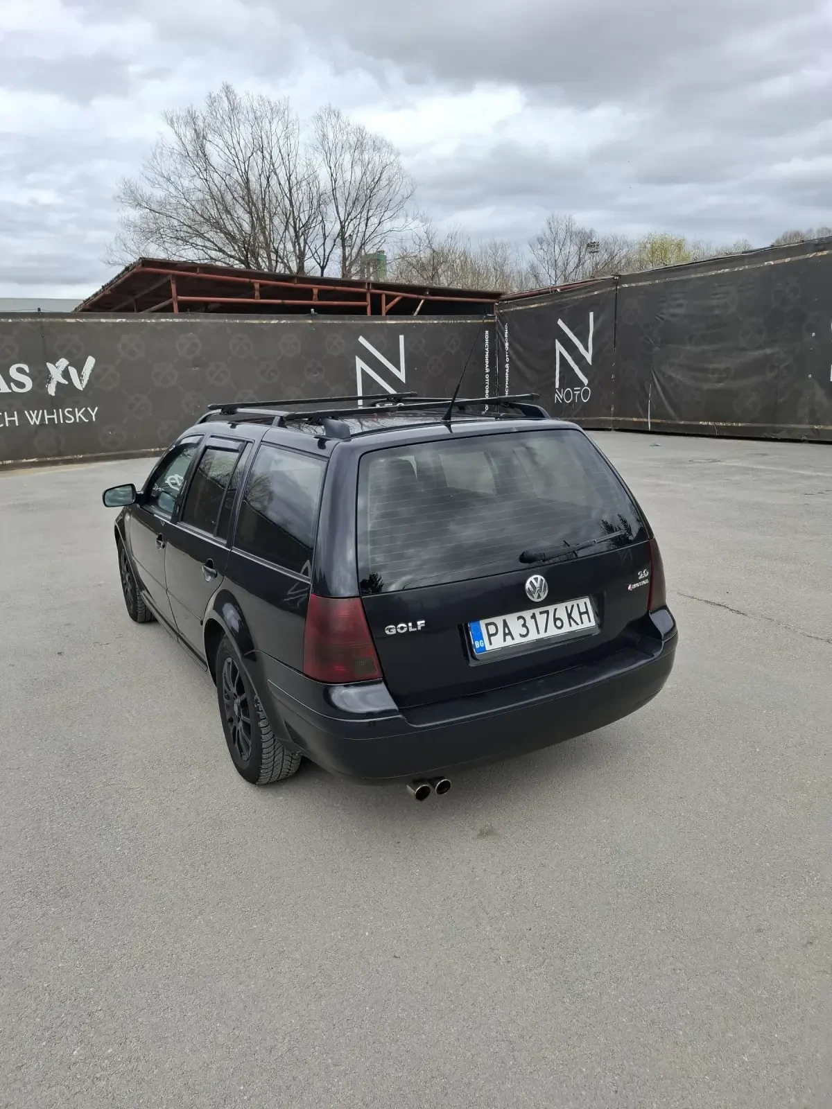 VW Golf 2.0i 4X4, снимка 5 - Автомобили и джипове - 54033427