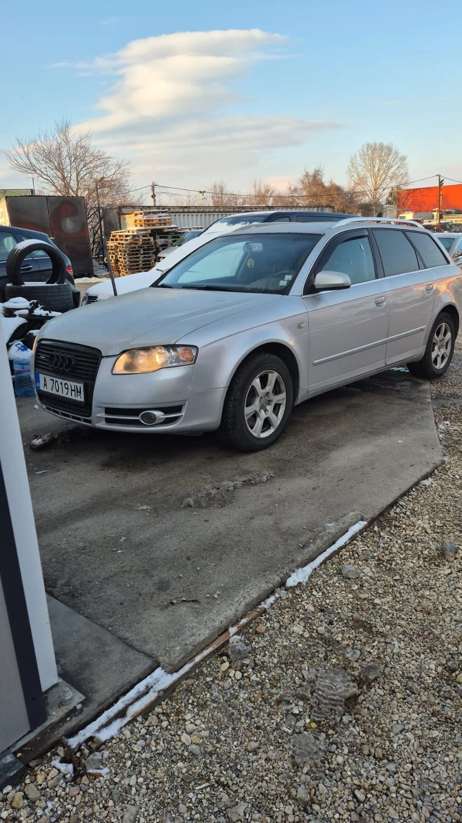 Audi A4, снимка 3 - Автомобили и джипове - 54106367