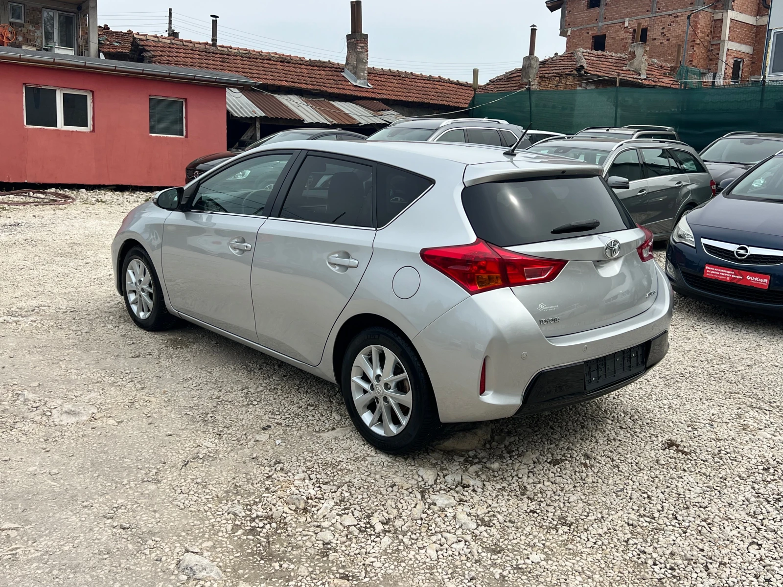 Toyota Auris 1, 4d4d Full/navi, camera, снимка 3 - Автомобили и джипове - 54205546