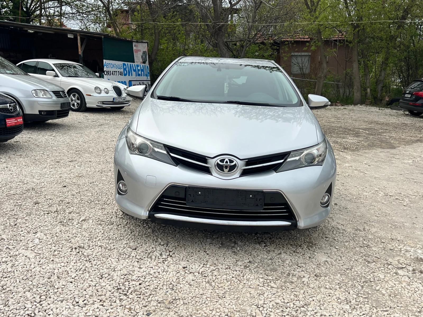 Toyota Auris 1, 4d4d Full/navi, camera, снимка 8 - Автомобили и джипове - 54205546