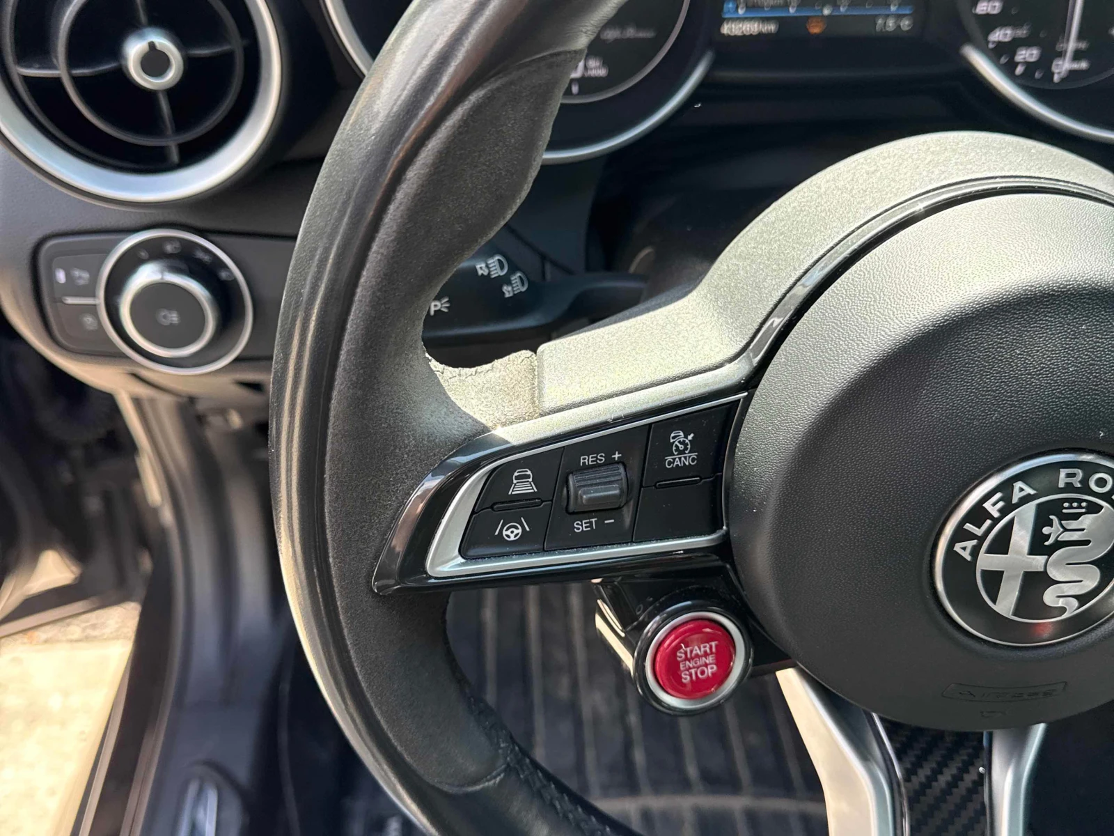 Alfa Romeo Giulia Quadrifoglio* RWD* TOP* CARFAX* ���� ������*  | Mobile.bg � ����������� 8