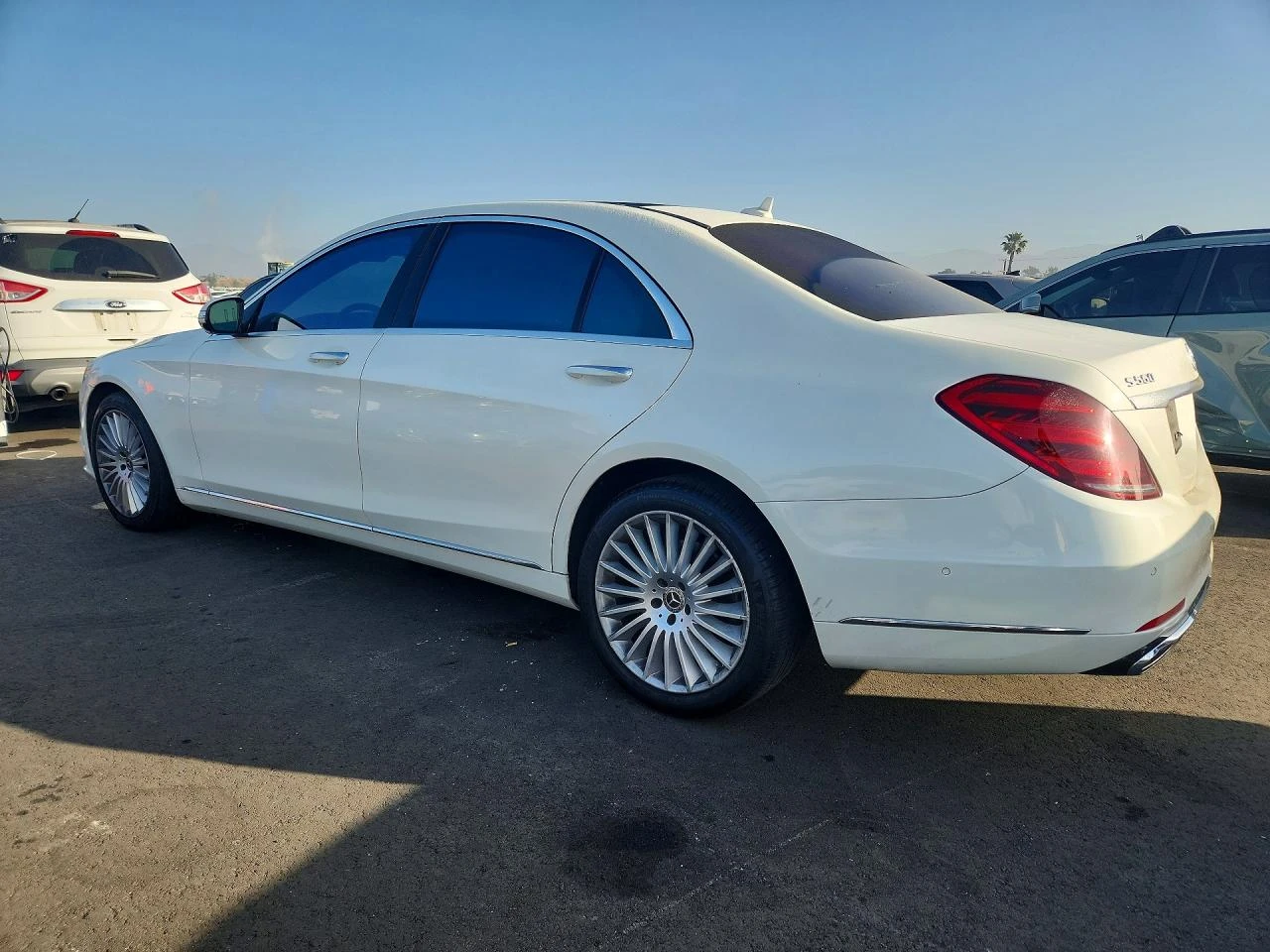 Mercedes-Benz S 560 4.0l, снимка 2 - Автомобили и джипове - 54705927