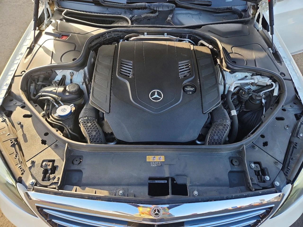 Mercedes-Benz S 560 4.0l, снимка 11 - Автомобили и джипове - 54705927