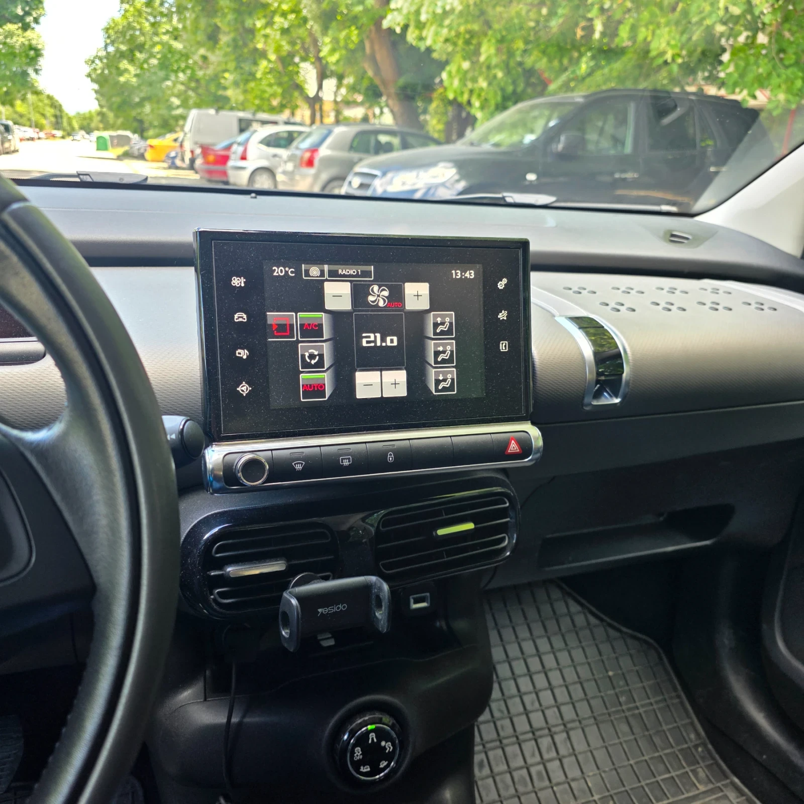 Citroen C4 Cactus 1.6, снимка 9 - Автомобили и джипове - 54711081