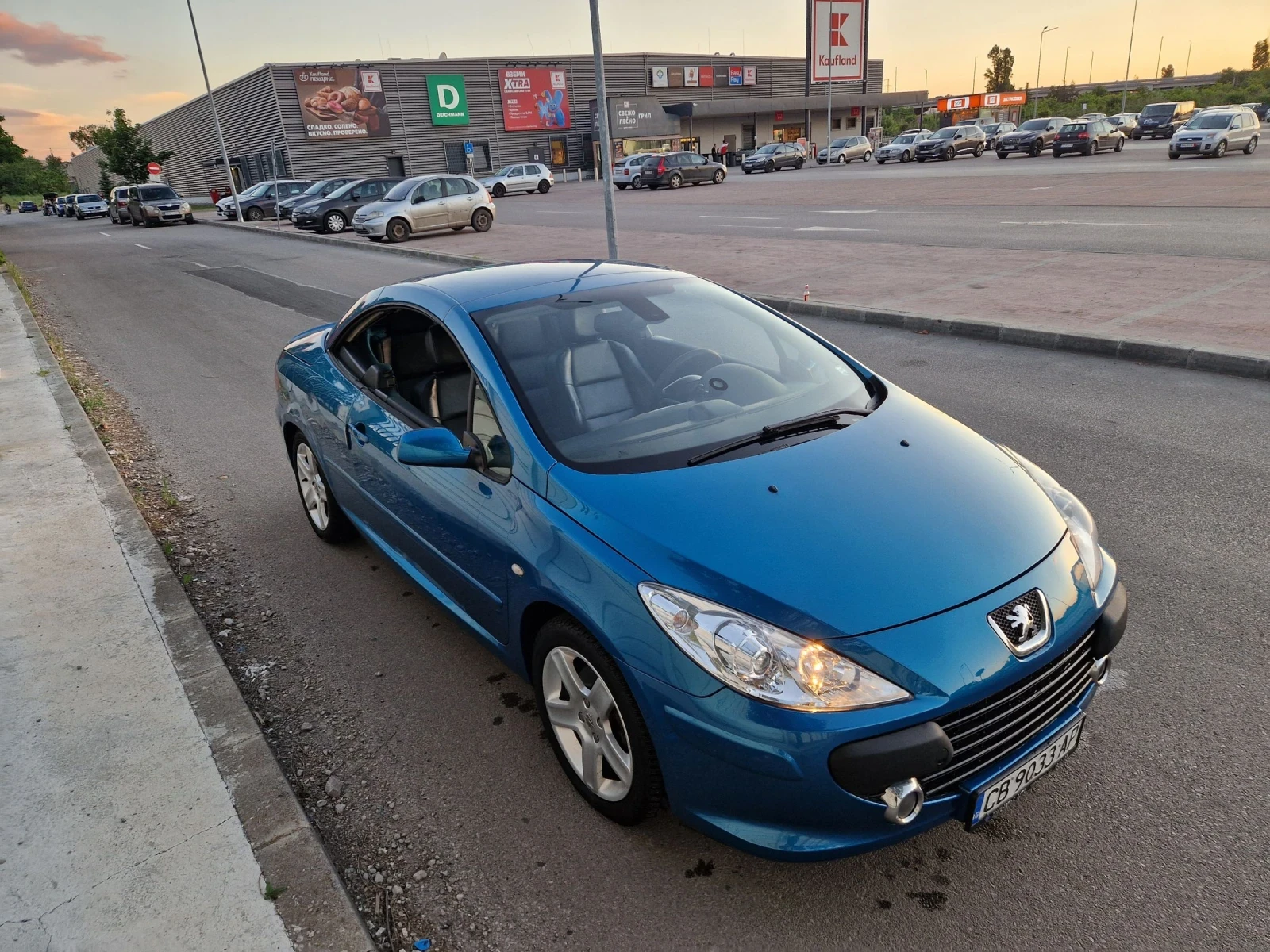 Peugeot 307 2.0HDI, 136к.с, шест скорости, кабриолет, Евро 4, снимка 7 - Автомобили и джипове - 54714651