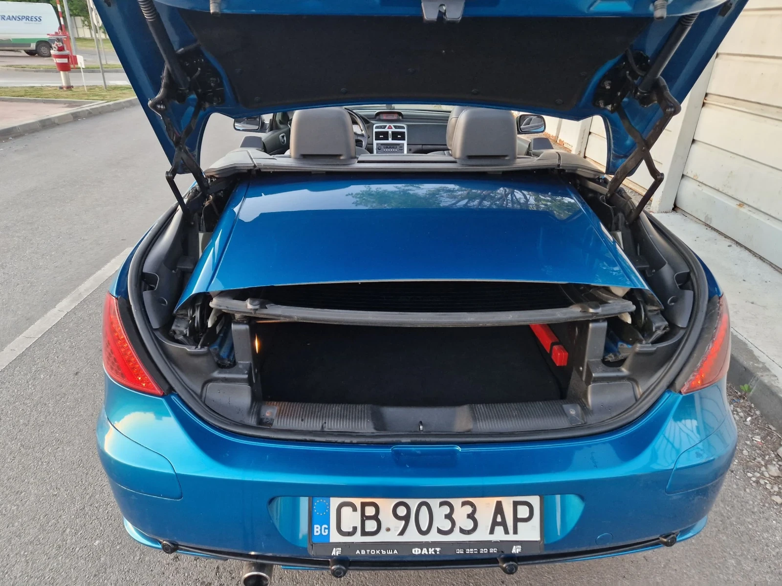 Peugeot 307 2.0HDI, 136к.с, шест скорости, кабриолет, Евро 4, снимка 16 - Автомобили и джипове - 54714651