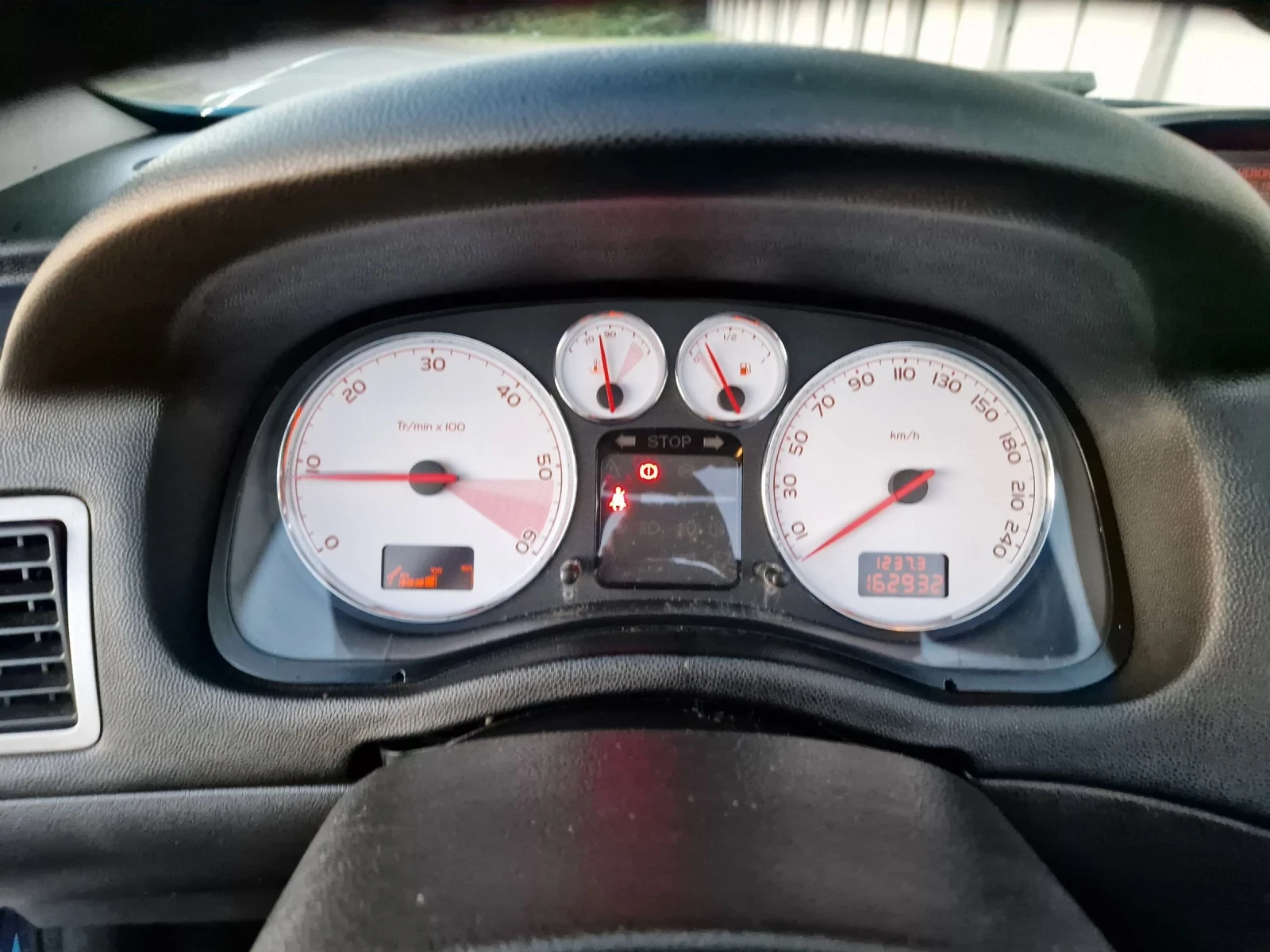 Peugeot 307 2.0HDI, 136к.с, шест скорости, кабриолет, Евро 4, снимка 15 - Автомобили и джипове - 54714651
