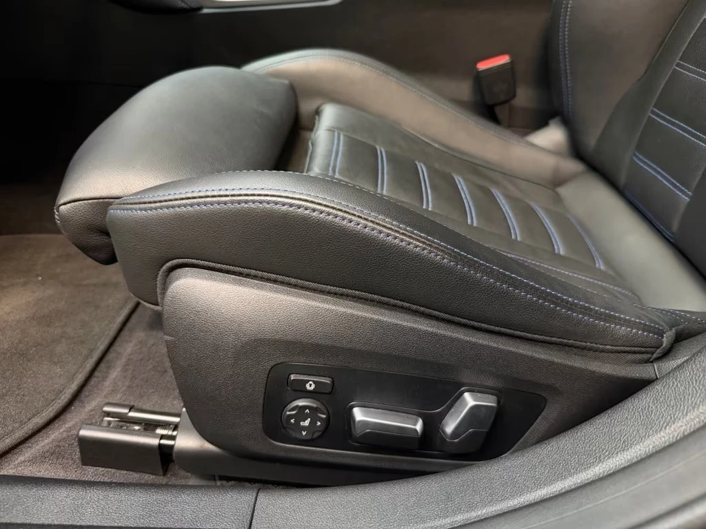 BMW 440 xDRIVE/374HP/GRANCOUPE/LASER/360/SHADOW/H&K/474z, снимка 10 - Автомобили и джипове - 54848512