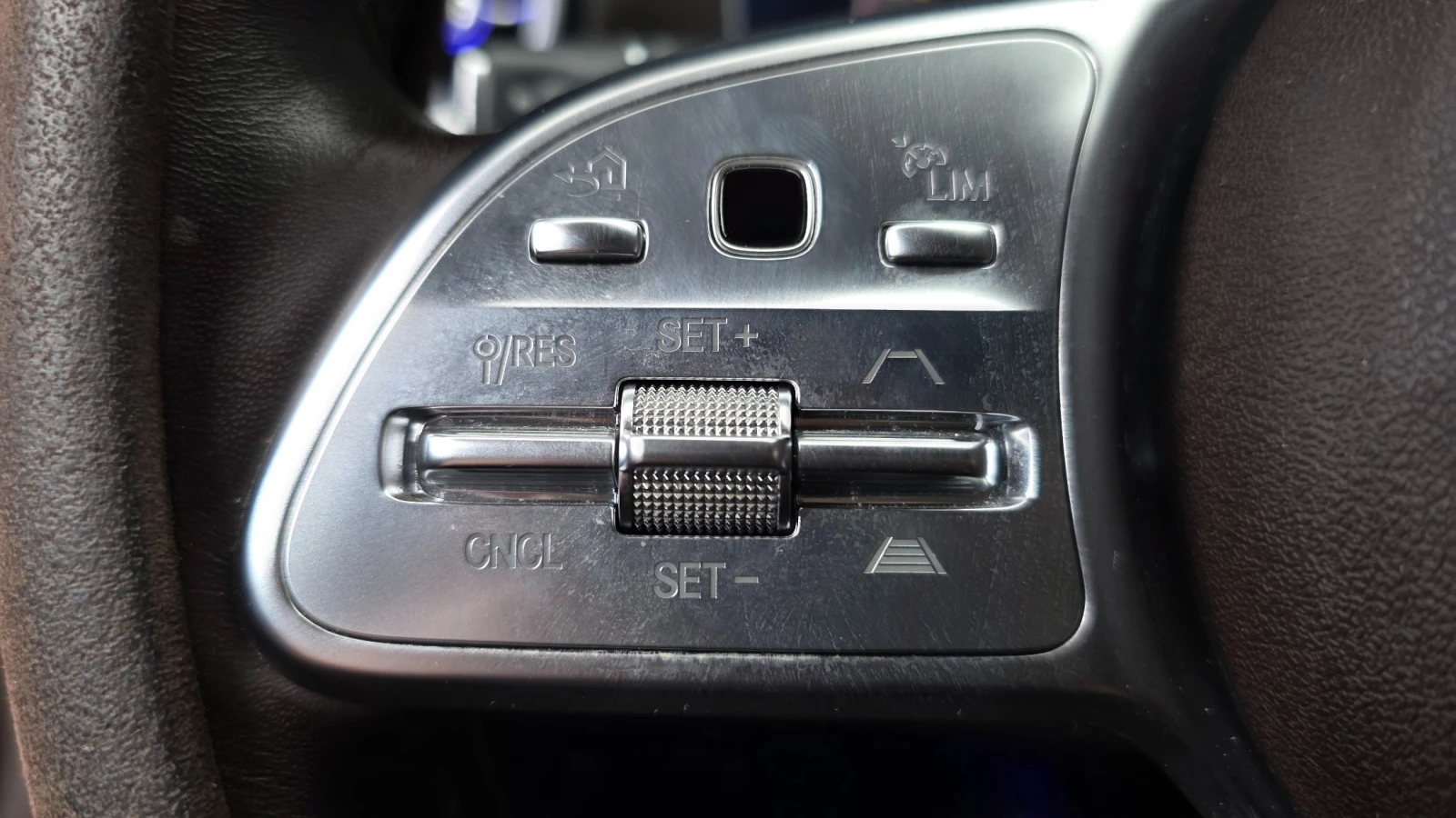 Mercedes-Benz CLS 400 AMG Line | HUD | Panorama | 360 Camera, снимка 7 - Автомобили и джипове - 54940437