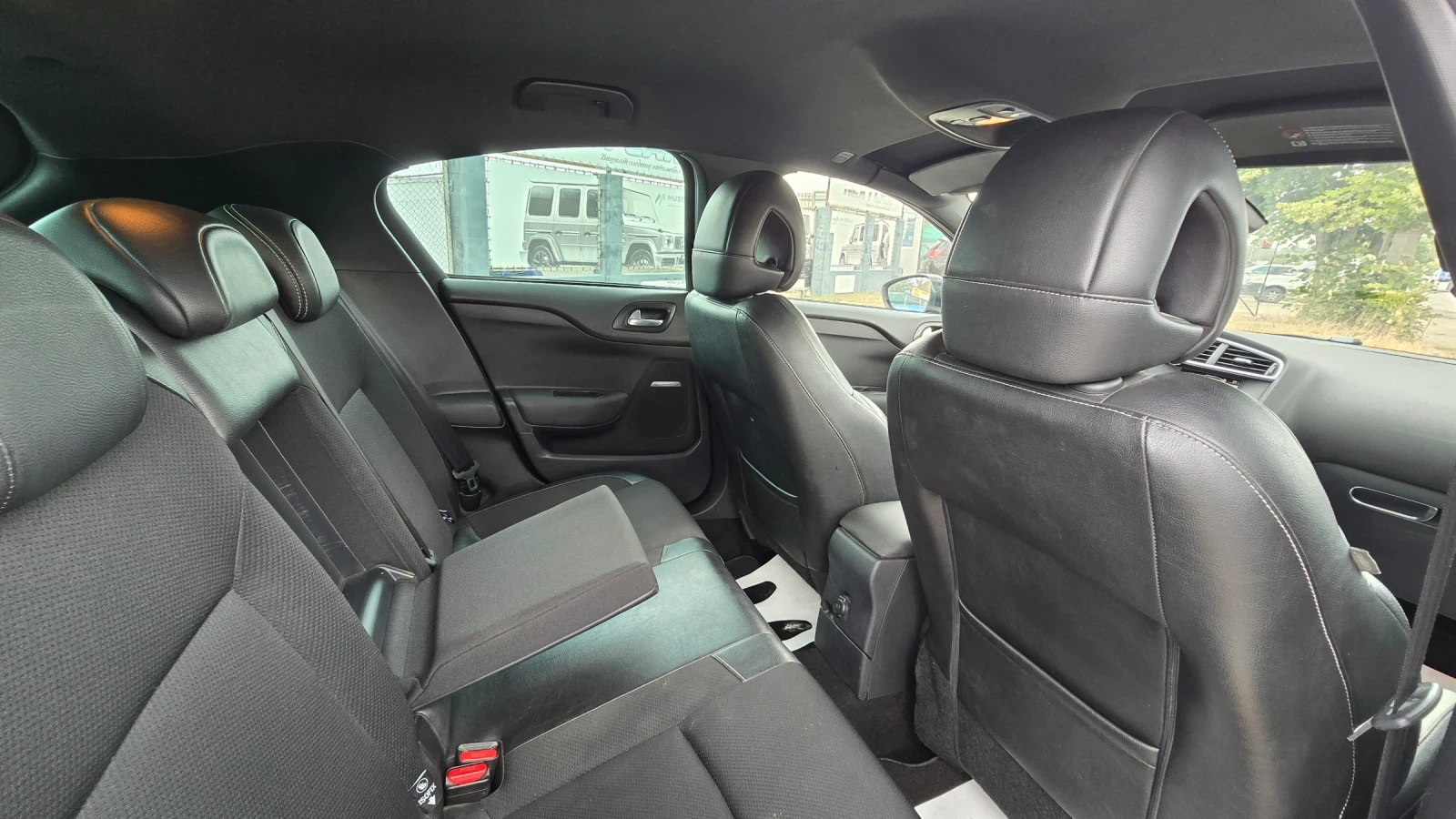 Citroen DS4 1.6 eHdi, снимка 14 - Автомобили и джипове - 55222222
