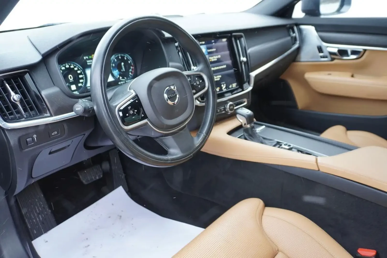 Volvo V90 Cross Country T6 INSCRIPTION* Обдух* 360* BOWERS & WILKINS* DIST, снимка 7 - Автомобили и джипове - 55396302