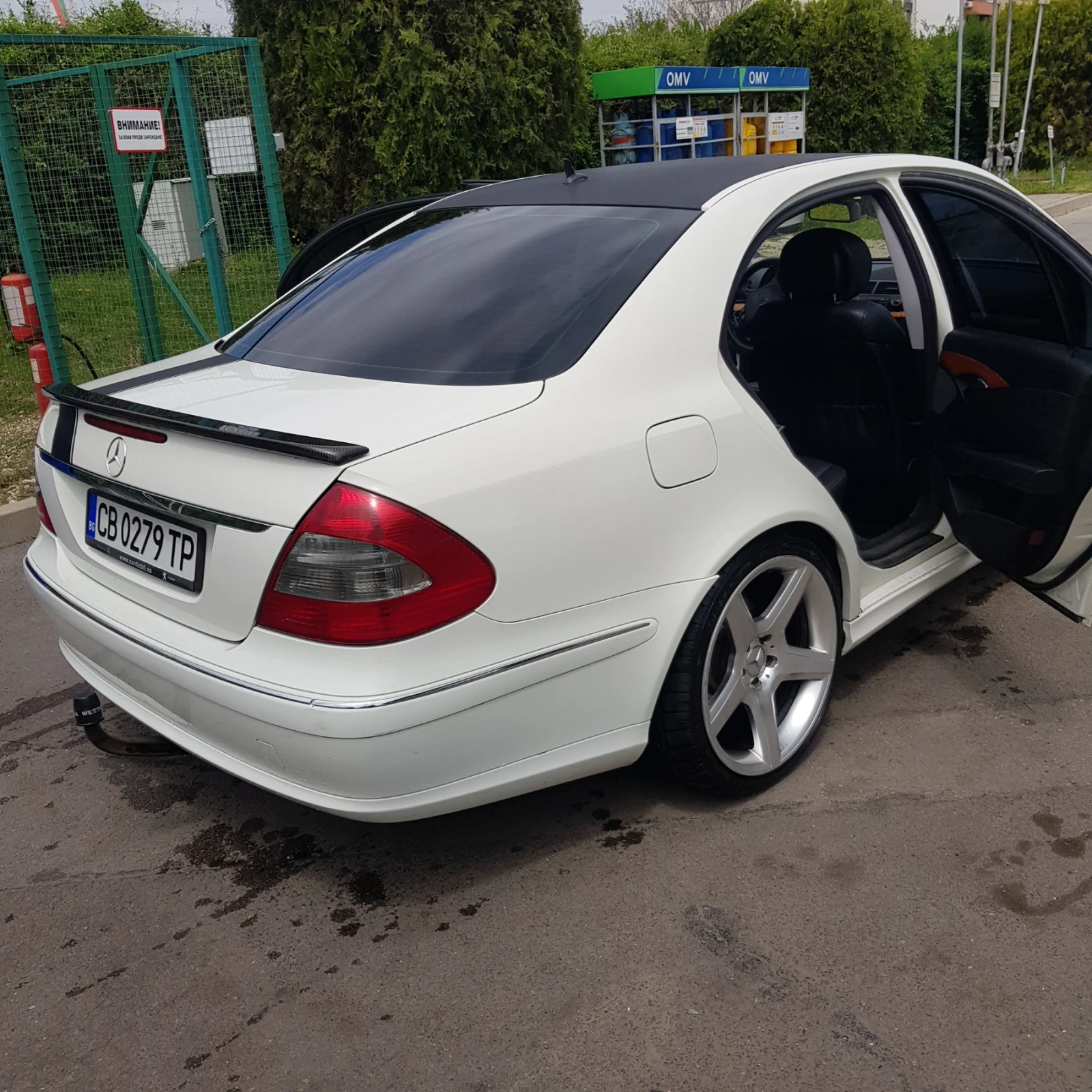 Mercedes-Benz E 200 E200 CDI, снимка 3 - Автомобили и джипове - 55446722