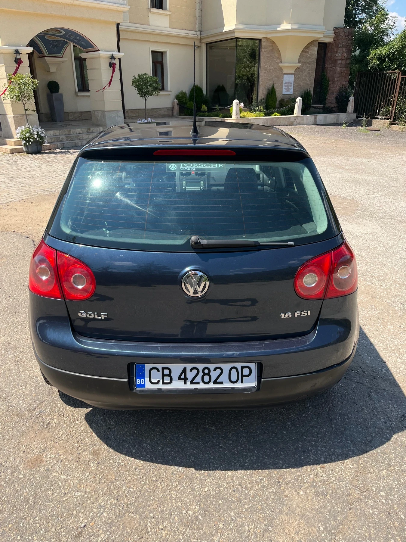 VW Golf 5 1.6 6 скорости, снимка 3 - Автомобили и джипове - 55586381