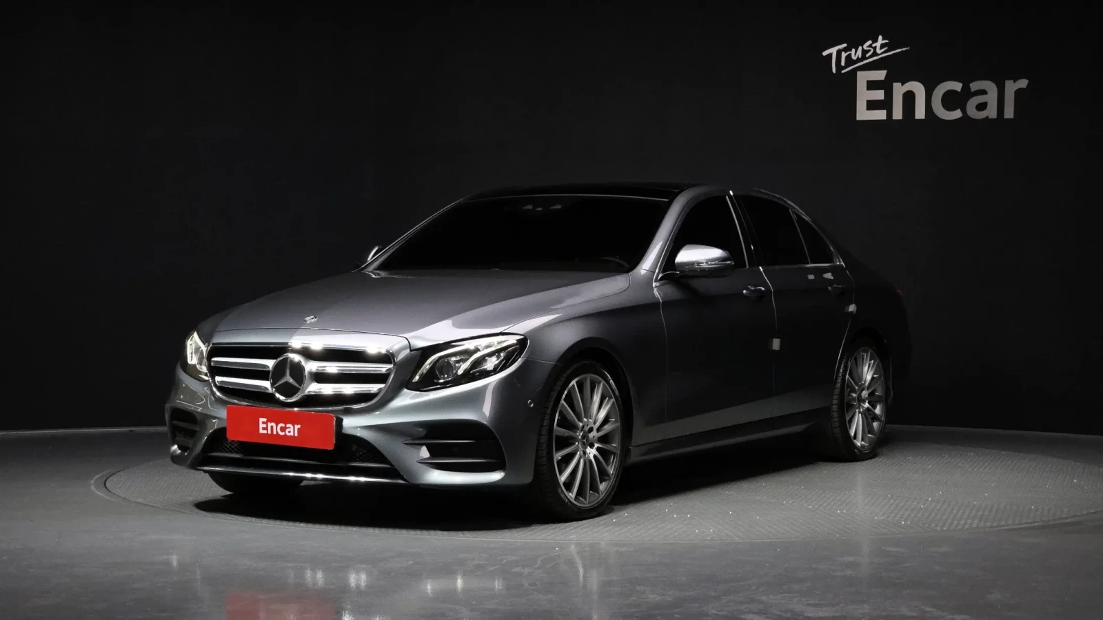 Mercedes-Benz E 350 4MATIC AMG| BURMESTER| 9G-TRONIC| ОБДУХ| HUD| 