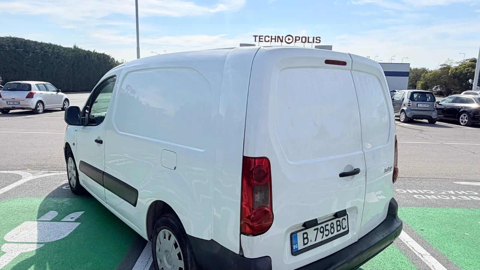 Citroen Berlingo Автоматик , снимка 3 - Автомобили и джипове - 56068604
