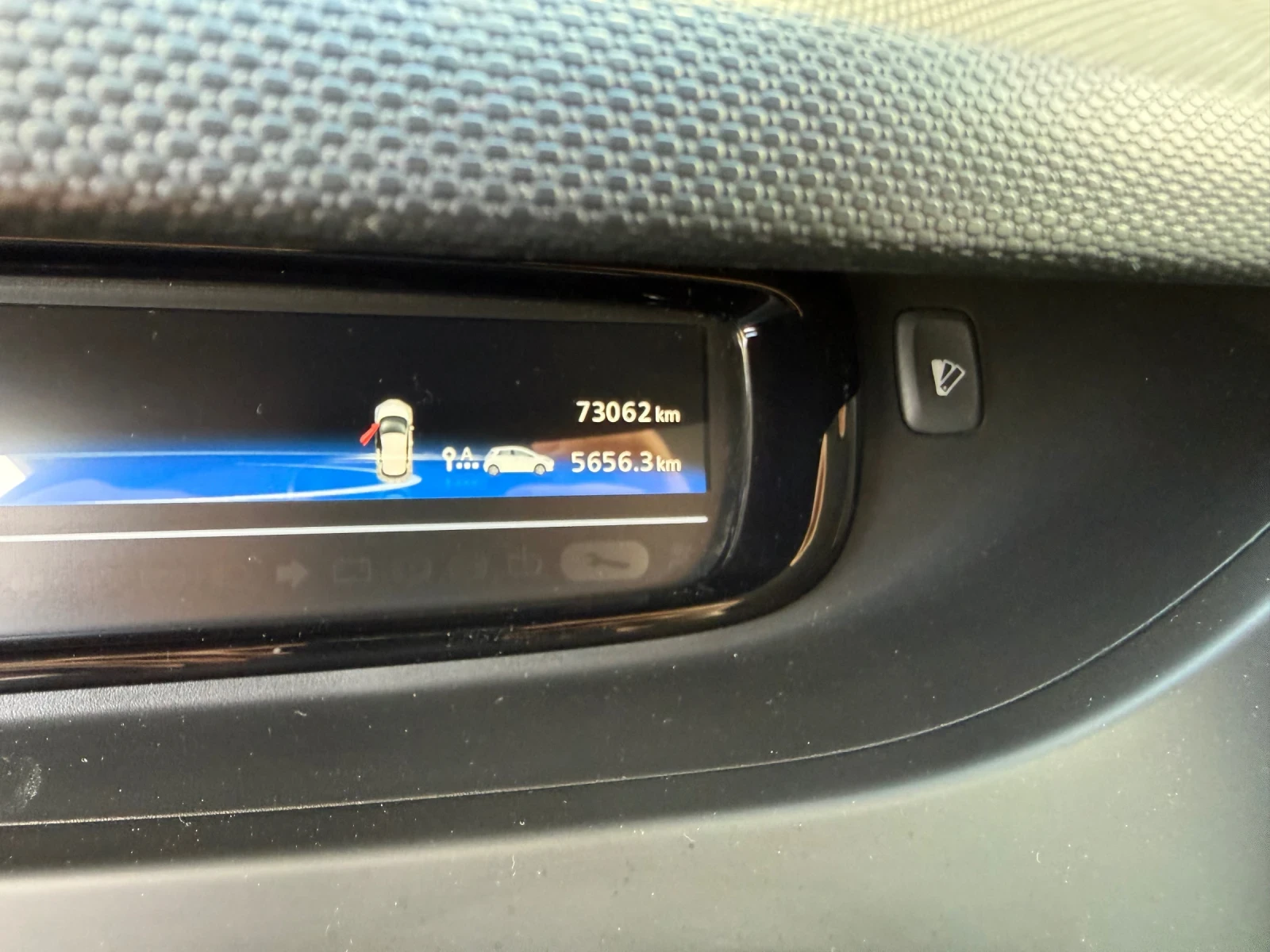 Renault Zoe, снимка 10 - Автомобили и джипове - 56211058