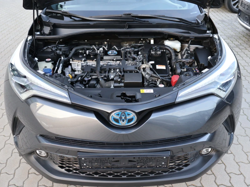 Toyota C-HR LED+ BIXENON/ПАРКТРОНИК/ПОДГРЕВ/КАМЕРА/КОЖЕН САЛОН, снимка 17 - Автомобили и джипове - 48414350