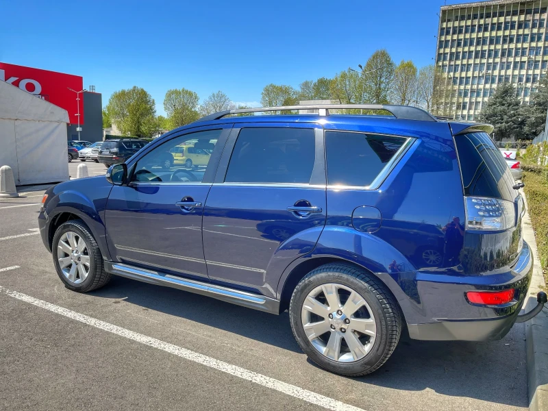 Mitsubishi Outlander 2.2DI, снимка 3 - Автомобили и джипове - 52568168