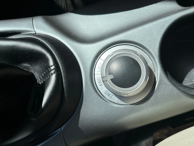 Mitsubishi Outlander 2.2DI, снимка 14 - Автомобили и джипове - 52568168