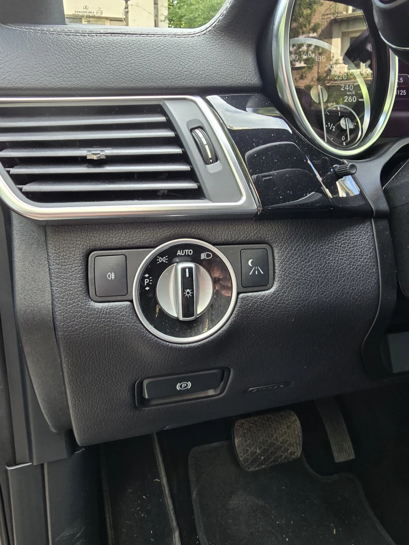 Mercedes-Benz ML 350, снимка 8 - Автомобили и джипове - 51685113