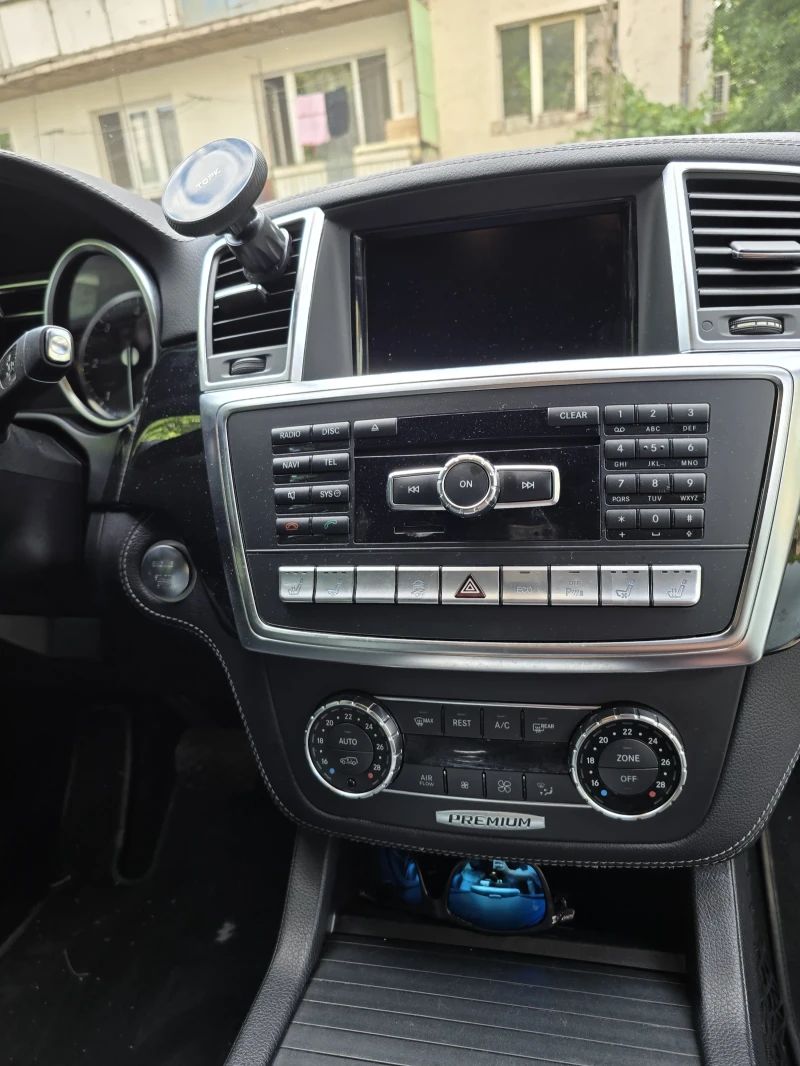 Mercedes-Benz ML 350, снимка 6 - Автомобили и джипове - 51685113