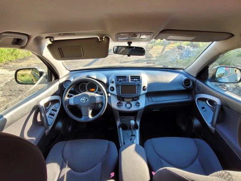 Toyota Rav4 2.0I Газ/бензин, снимка 4 - Автомобили и джипове - 51531309