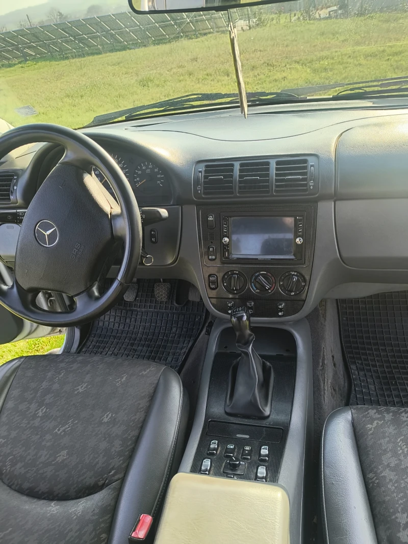 Mercedes-Benz ML 230, снимка 12 - Автомобили и джипове - 52796087