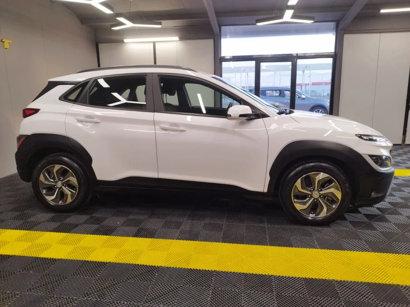 Hyundai Kona 1.6 HYBRID 40000km, снимка 6 - Автомобили и джипове - 52842053