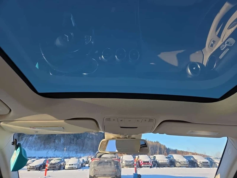 Mercedes-Benz GLC 300 * CARFAX * ПАНОРАМА * ПОДГРЕВИ, снимка 10 - Автомобили и джипове - 53523732