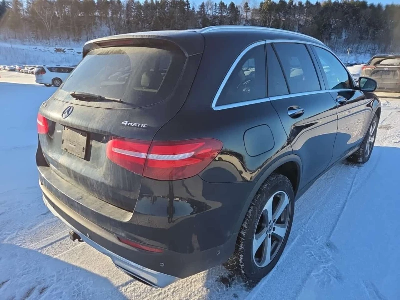 Mercedes-Benz GLC 300 * CARFAX * ПАНОРАМА * ПОДГРЕВИ, снимка 3 - Автомобили и джипове - 53523732
